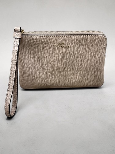Coach corner zip wristlet - zip,