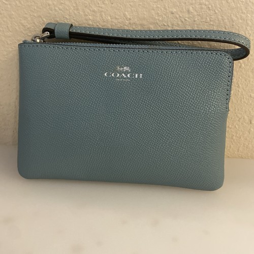 Coach corner zip wristlet - corner,