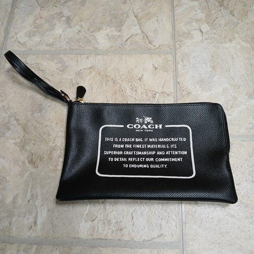 Coach black leather corner zip - black,