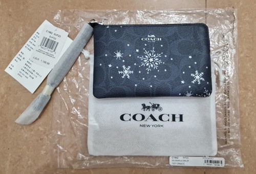 Coach corner zip wristlet - corner,