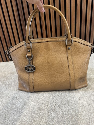 Gucci bag good condition - in,