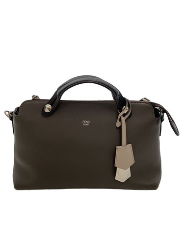 Fendi corner scratches - corner,