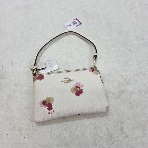 Coach corner zip - corner,